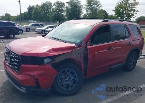 2025 Honda Pilot Trailsport from USA, damaged, VIN 5FNYG1H6XSB036117